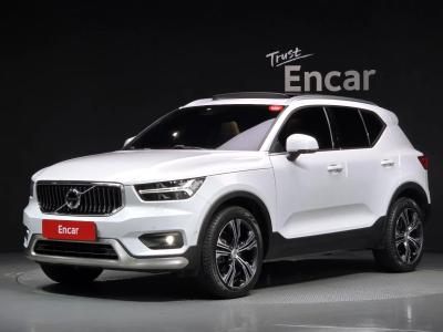 2021 Volvo XC40