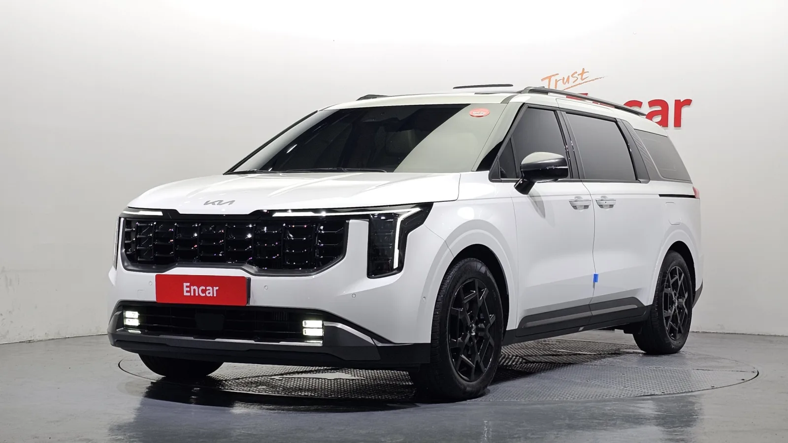 2025 Kia Carnival