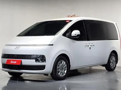 2026 Hyundai Staria