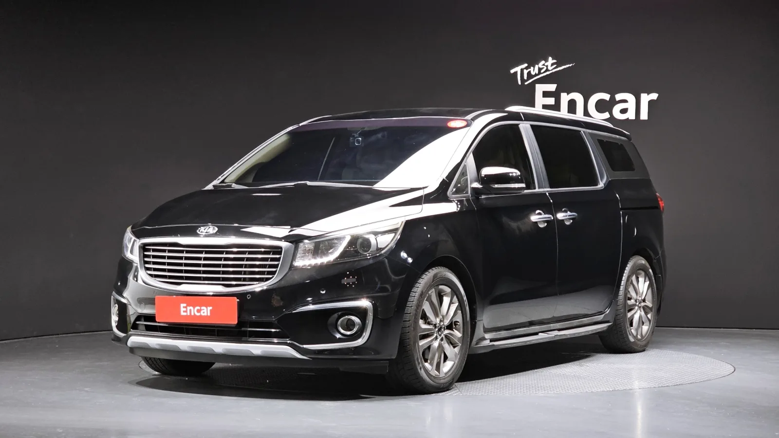 2015 Kia Carnival