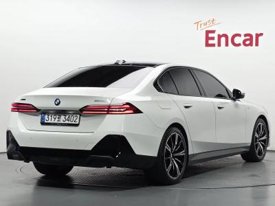 2025 BMW 5-Series