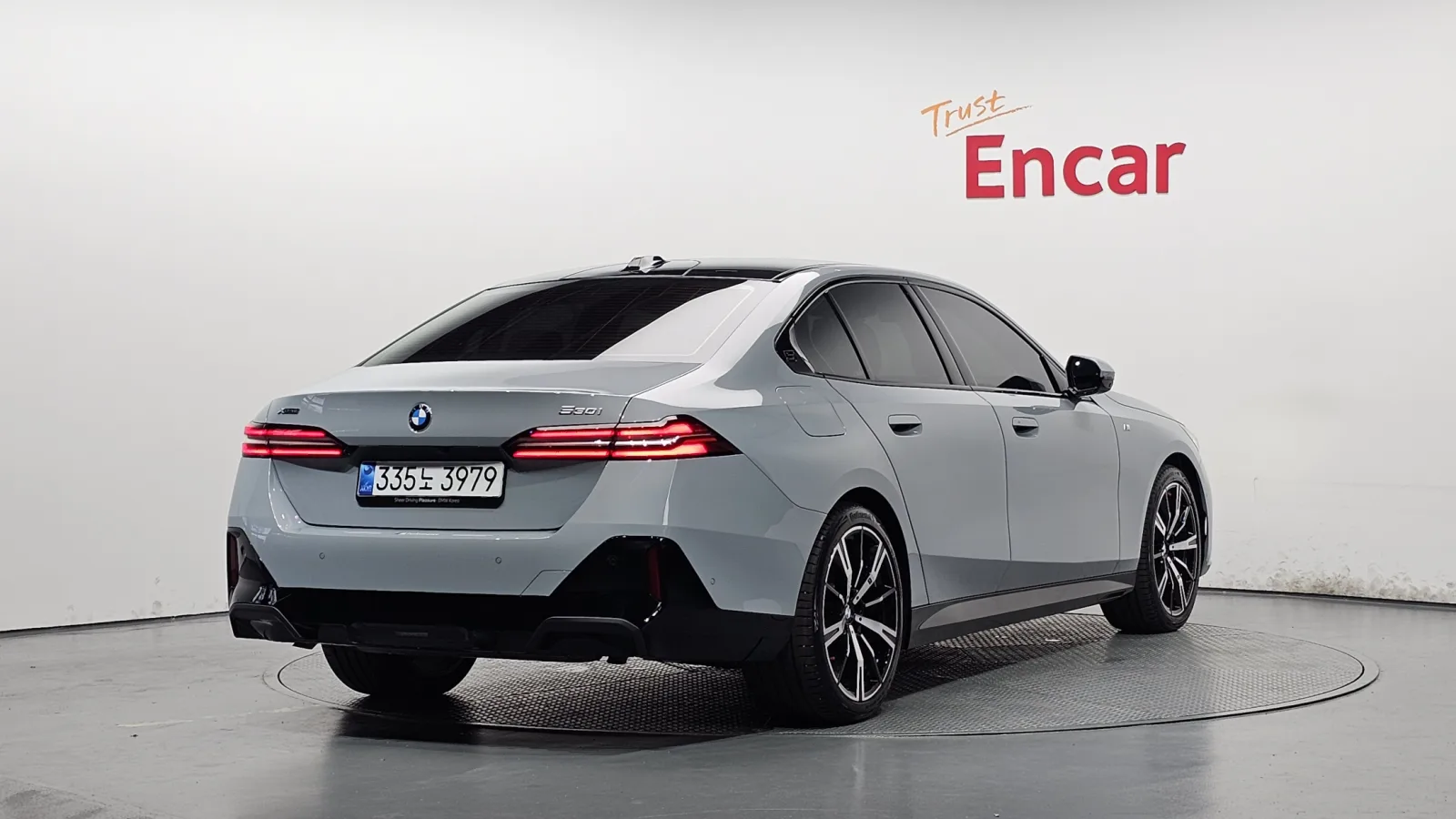 2025 BMW 5-Series