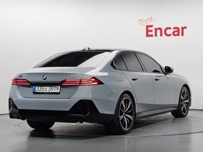 2025 BMW 5-Series