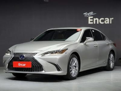 2019 Lexus ES