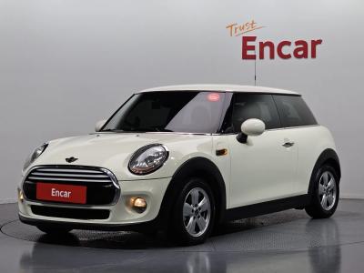 2014 MINI Cooper