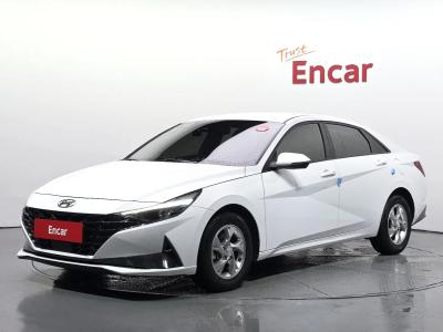 2022 Hyundai Elantra