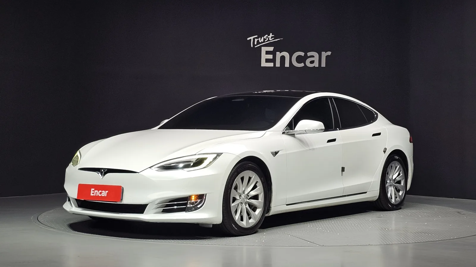 2020 Tesla Model S