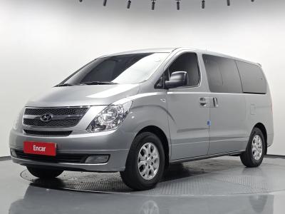 2013 Hyundai Starex