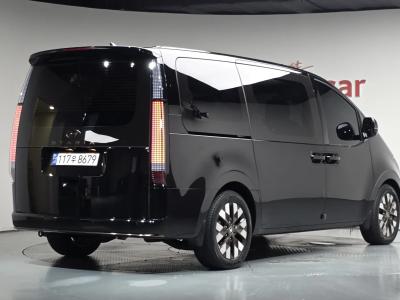 2024 Hyundai Staria