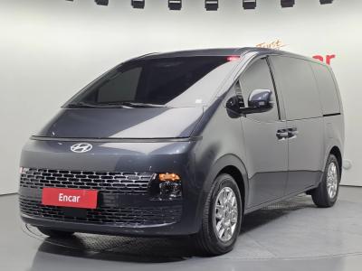 2025 Hyundai Staria