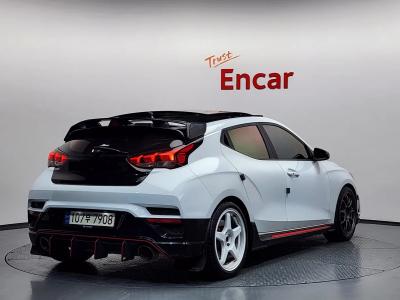 2019 Hyundai Veloster