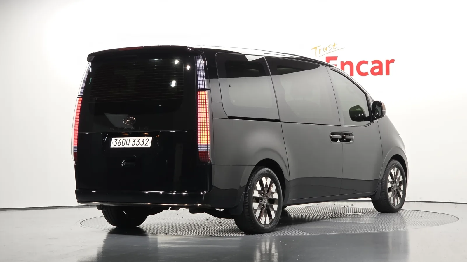 2022 Hyundai Staria
