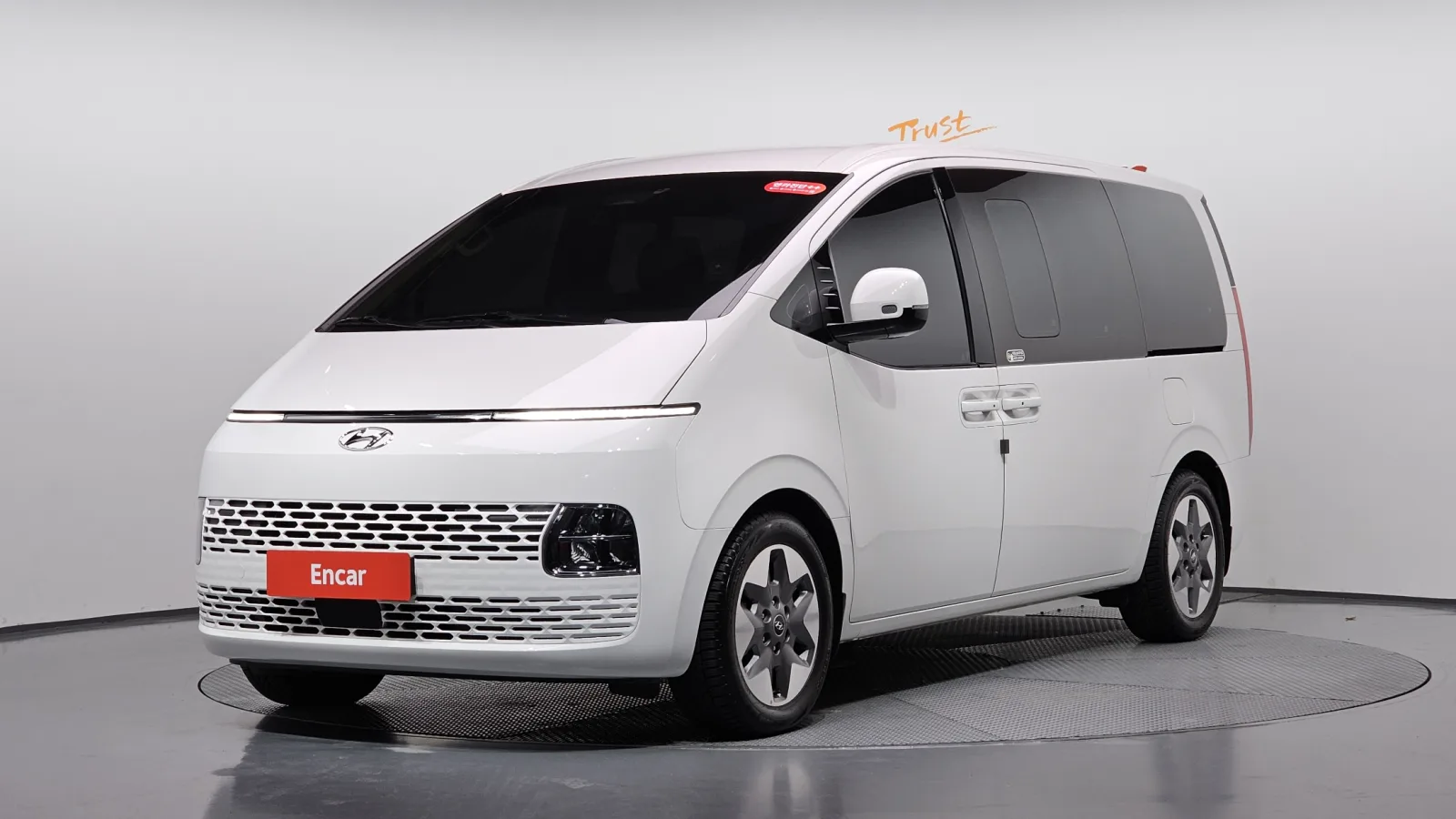 2023 Hyundai Staria
