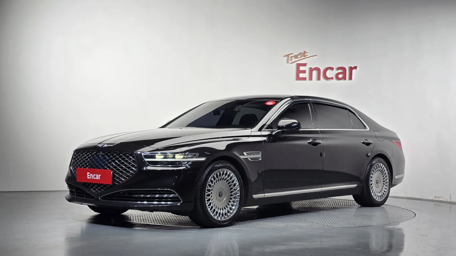 2019 Genesis G90