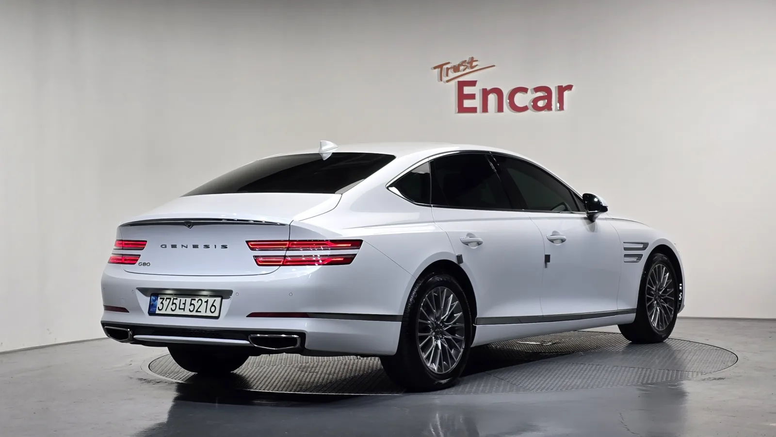 2022 Genesis G80