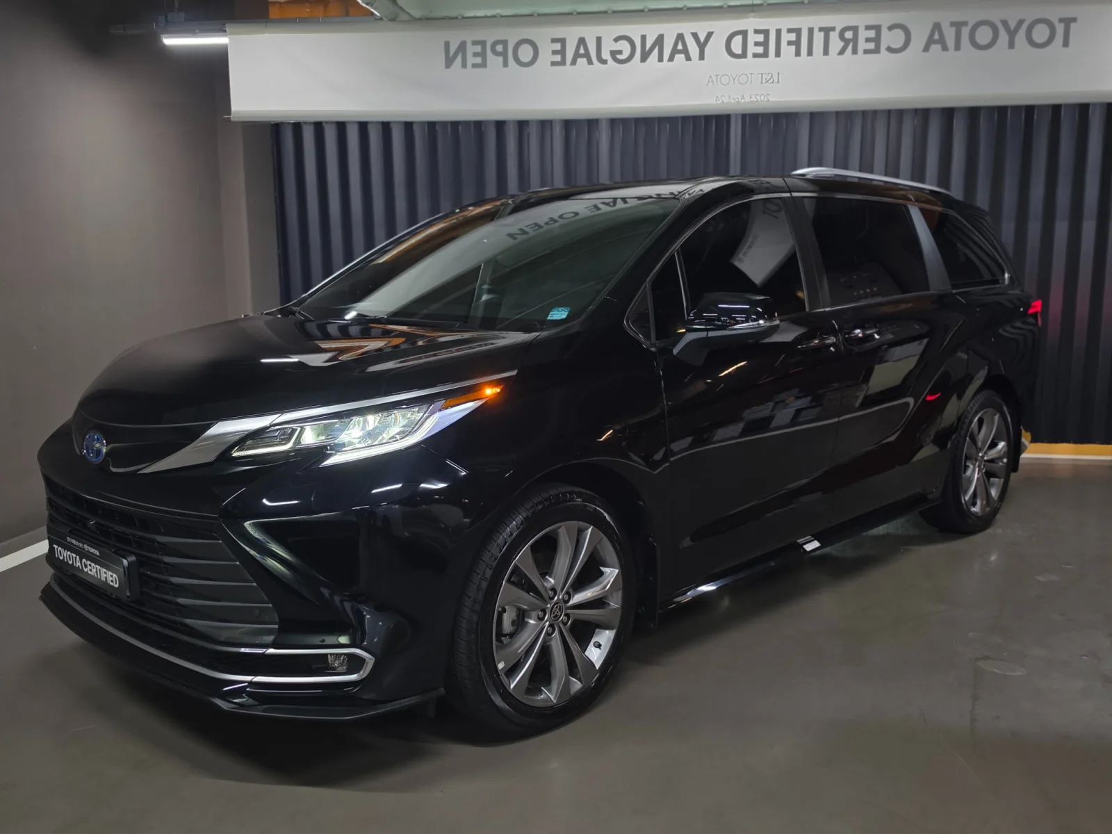 2025 Toyota Sienna