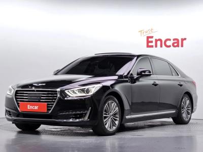2017 Genesis EQ900