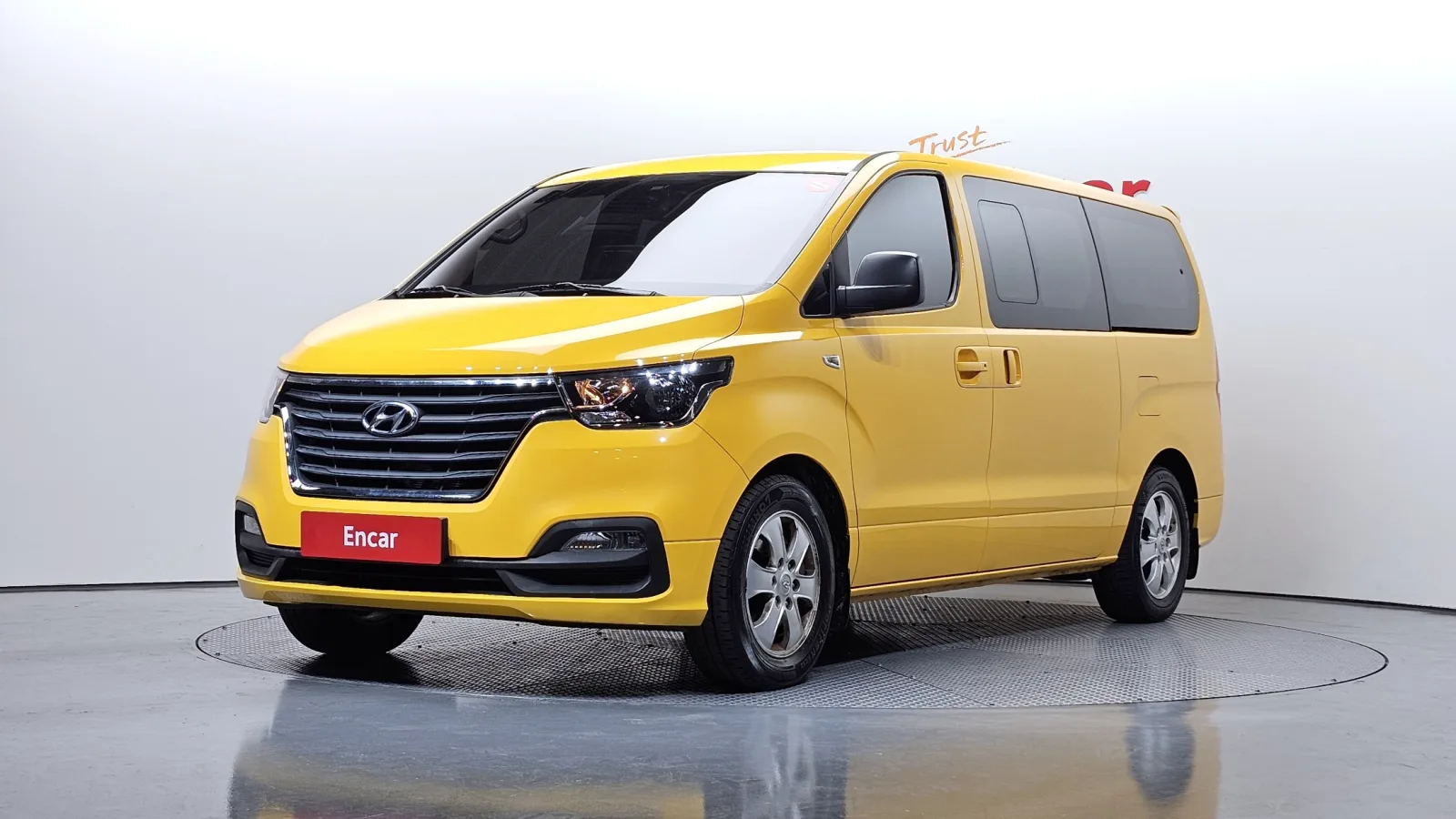 2019 Hyundai Starex
