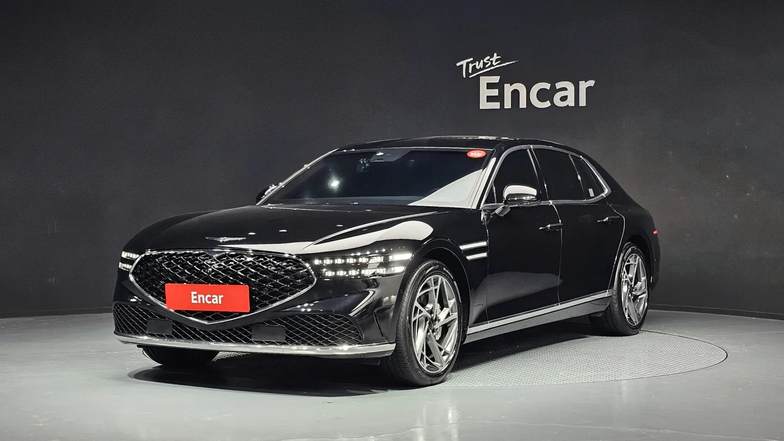 2022 Genesis G90