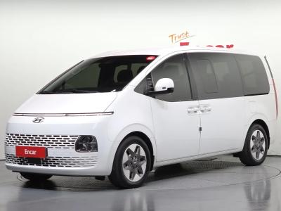 2023 Hyundai Staria