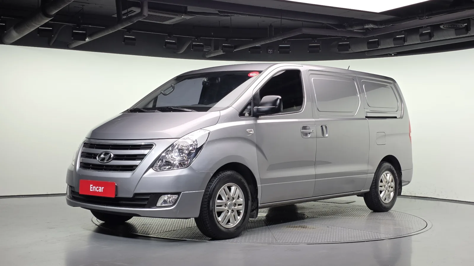 2016 Hyundai Starex