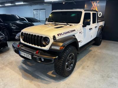 2023 Jeep Gladiator