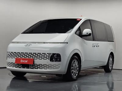 2025 Hyundai Staria