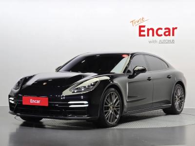 2021 Porsche Panamera