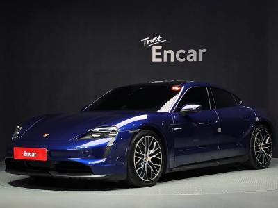 2022 Porsche Taycan
