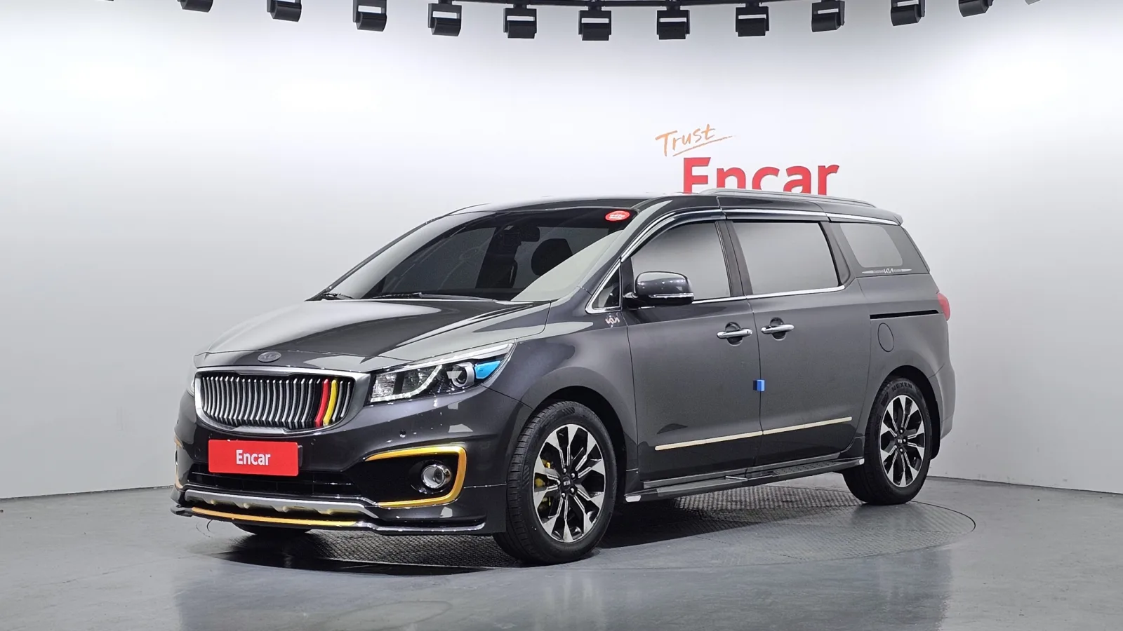 2017 Kia Carnival