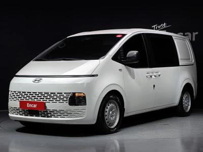 2022 Hyundai Staria