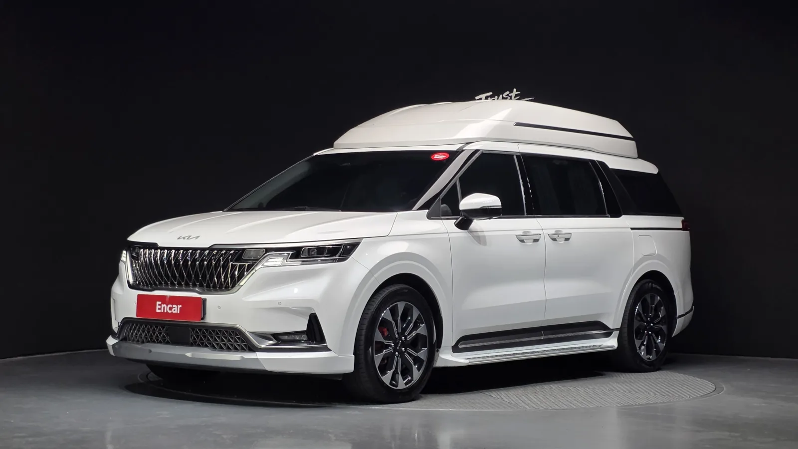 2023 Kia Carnival