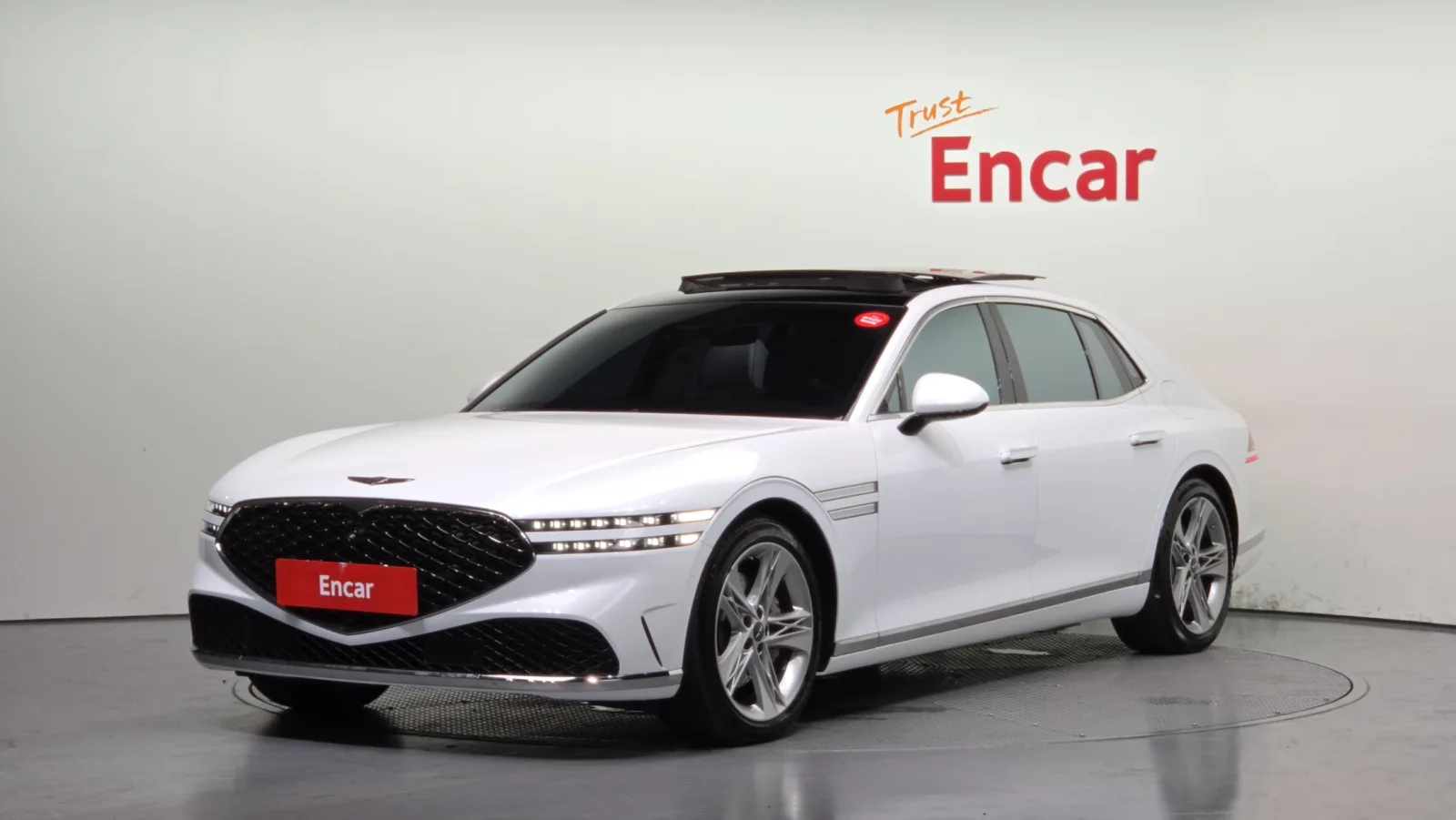 2022 Genesis G90