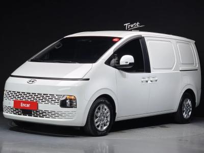 2022 Hyundai Staria