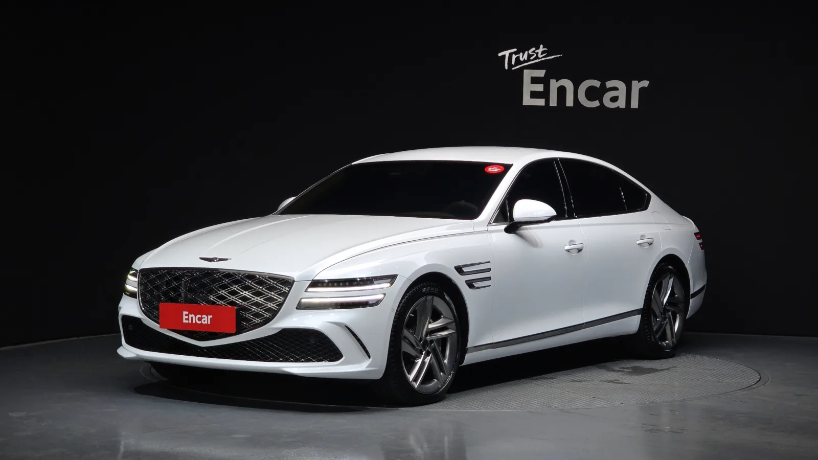 2025 Genesis G80