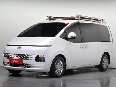 2022 Hyundai Staria