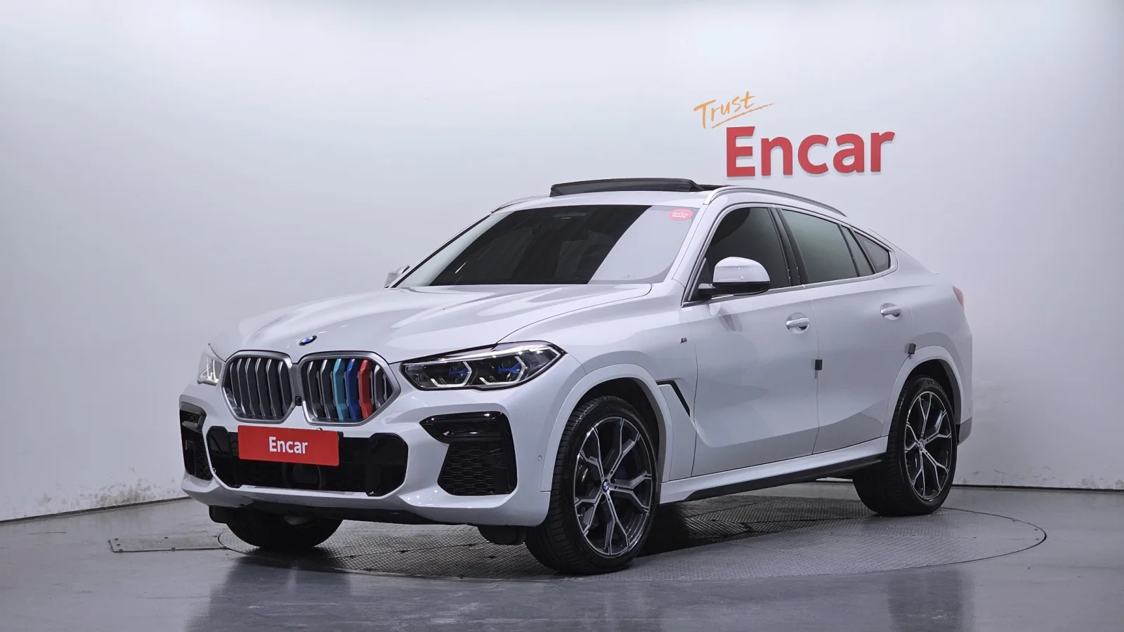 2022 BMW X6