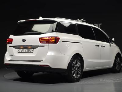 2019 Kia Carnival