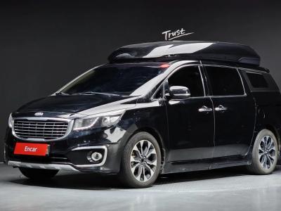 2015 Kia Carnival
