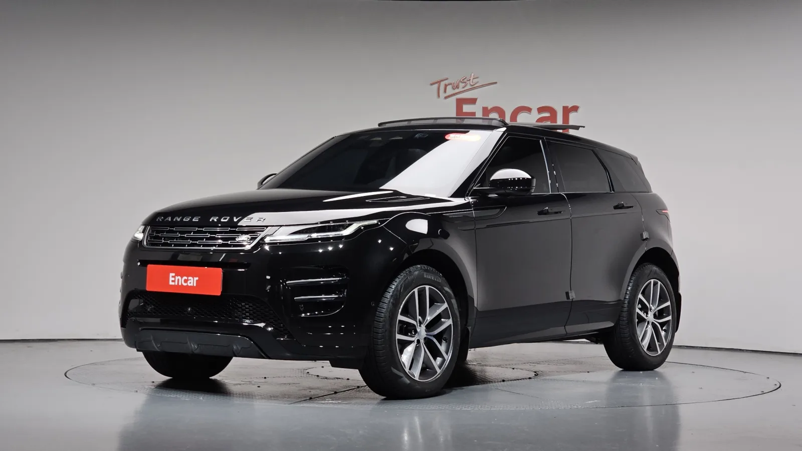 2026 Land Rover Range Rover Evoque