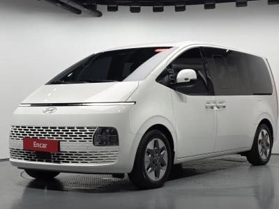 2025 Hyundai Staria