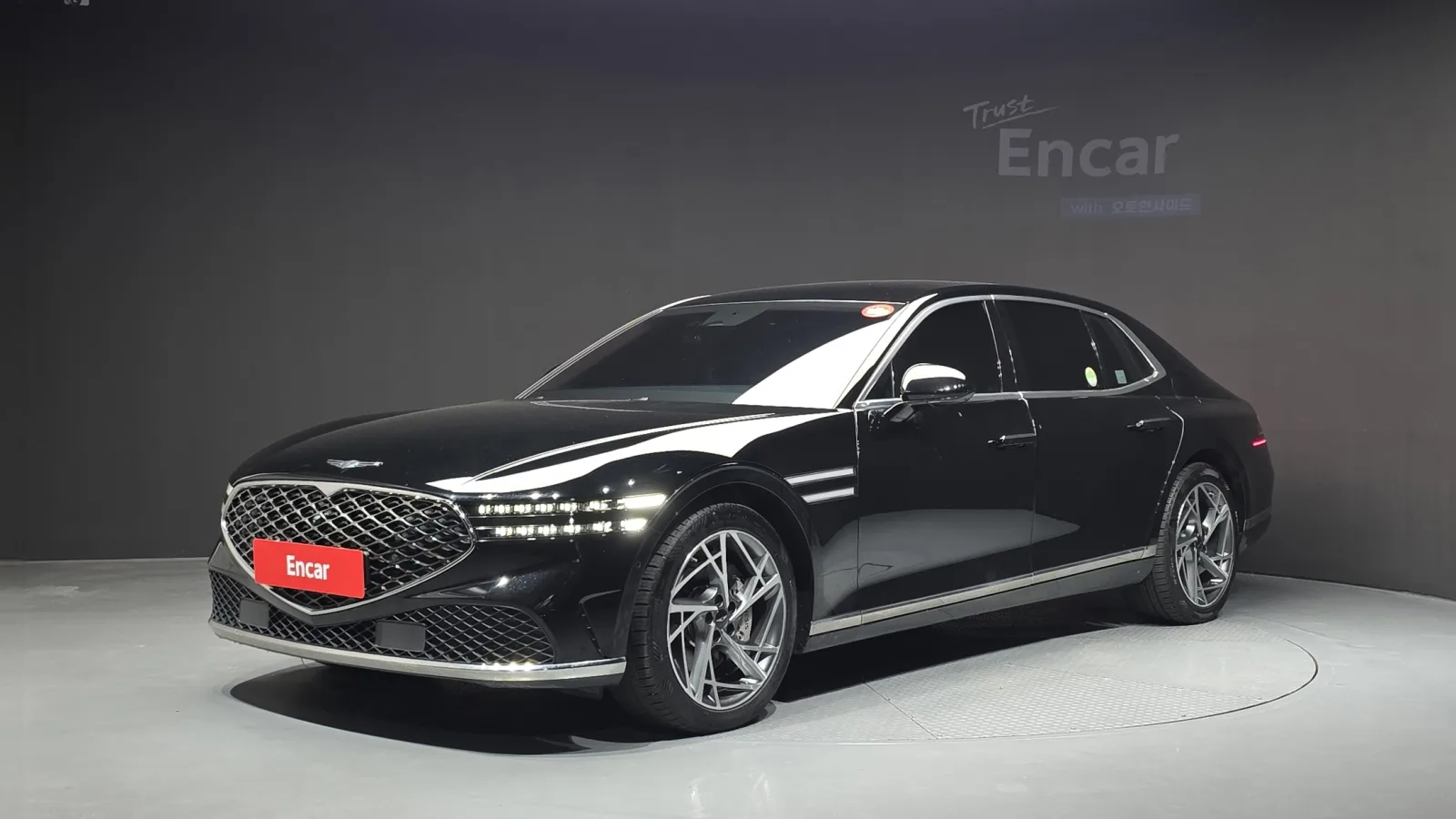 2024 Genesis G90