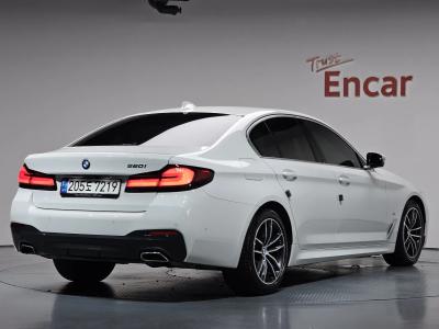 2023 BMW 5-Series