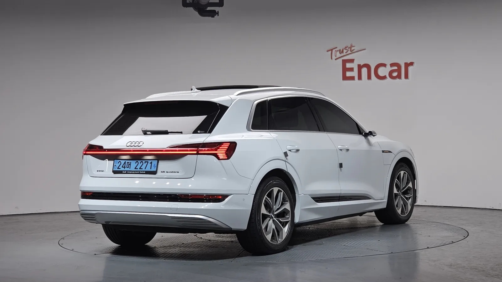 2020 Audi e-tron