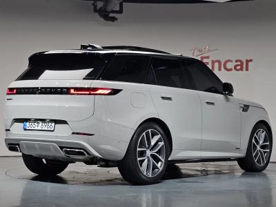 2025 Land Rover Range Rover Sport