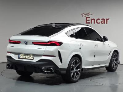 2022 BMW X6