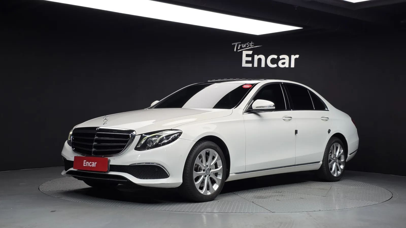 2017 Mercedes-Benz E-Class