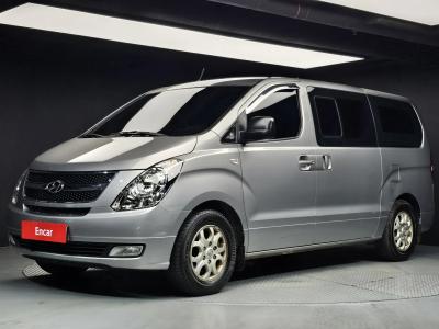 2012 Hyundai Starex