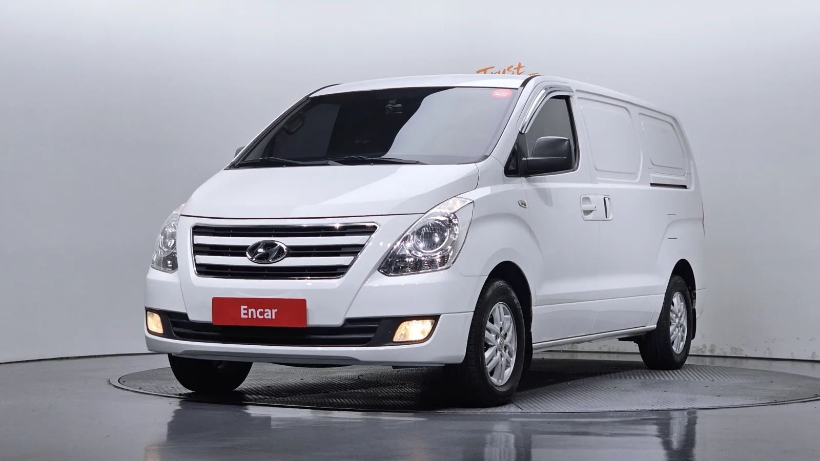2018 Hyundai Starex