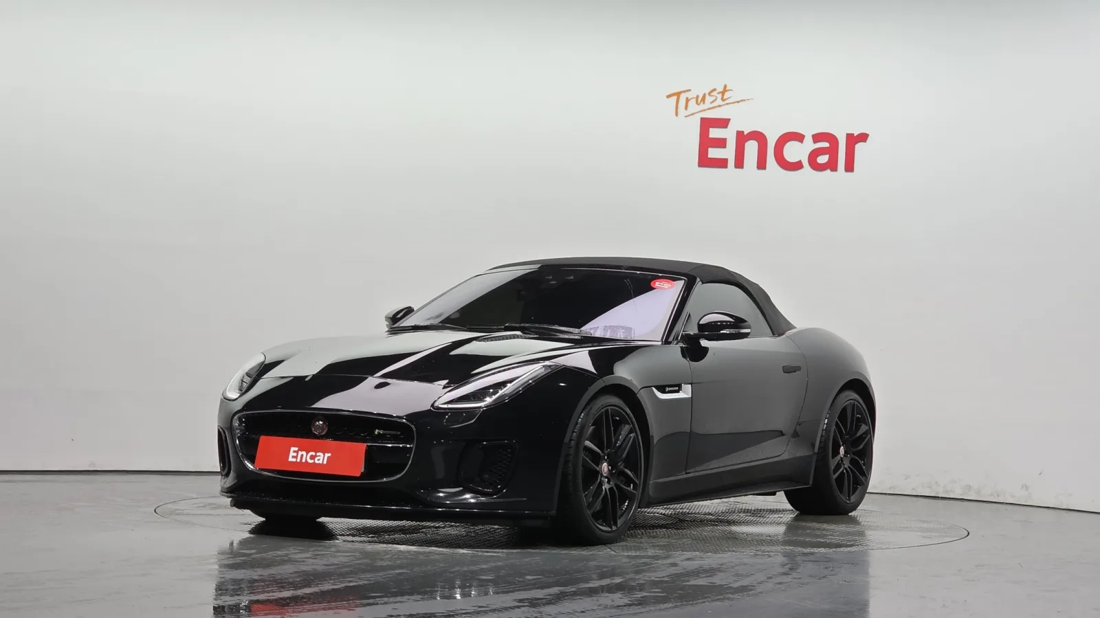 2019 Jaguar F-TYPE